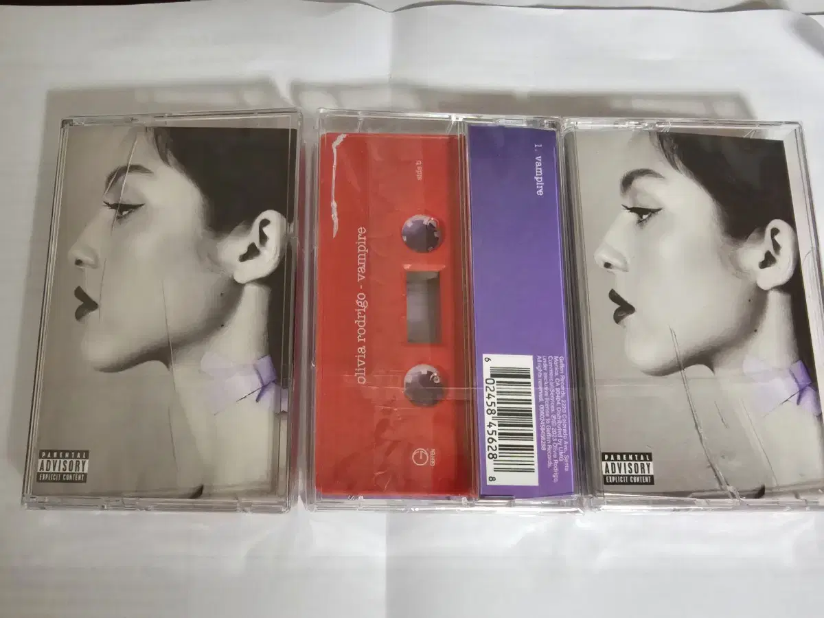 올리비아 로드리고 뱀파이어 Vampire 카세트 cassette tape